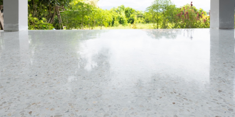 Residential Epoxy Flooring Vs. Traditional Flooring Options